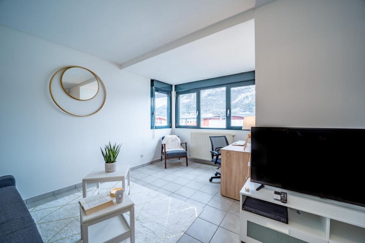 Appartement Standing Europole, garage privé, calme, netflix à Grenoble Extérieur photo
